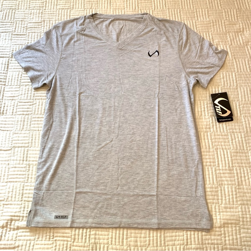 NWT TLF Light Gray V-Neck Tee Size Large